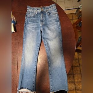 Mother, the insider crop step fray.Excellent condition size 24